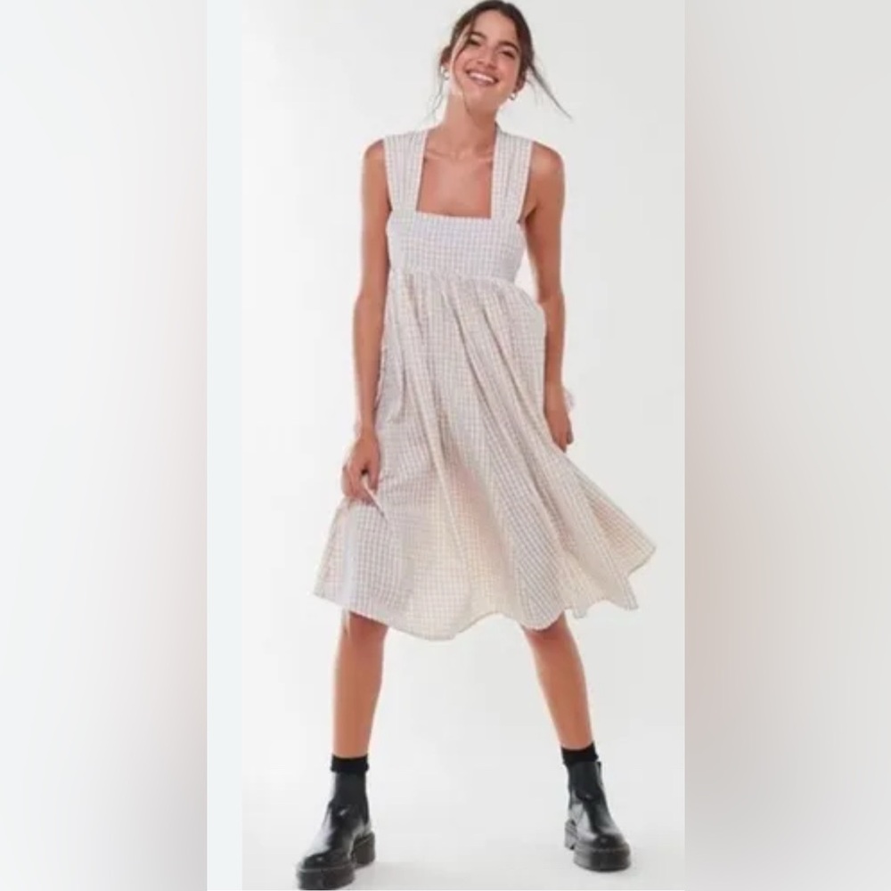 Urban Outfitters Kimchi Blue Apron Dress